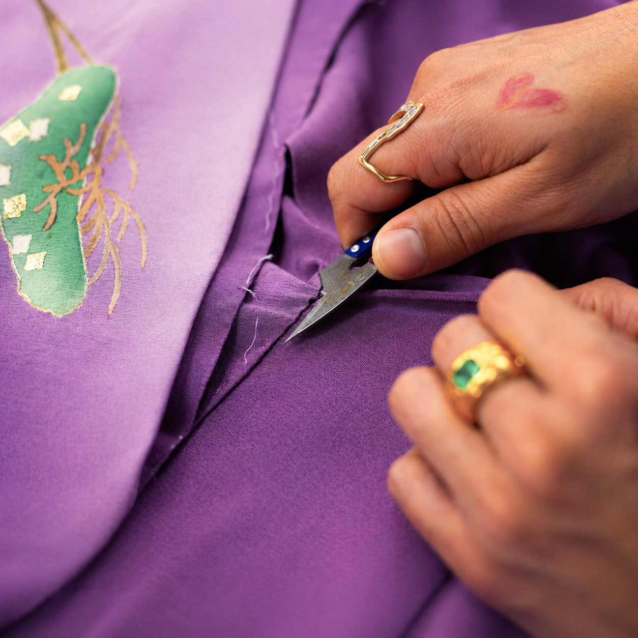 Deconstructing the kimono by hand